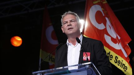 Le secr&eacute;taire g&eacute;n&eacute;ral de la CGT, Thierry Lepaon, lors d'une manifestation &agrave; Paris, le 16 octobre 2014. (THOMAS SAMSON / AFP)