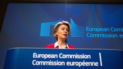 La présidente de la Commission européenne&nbsp;Ursula von der Leyen à Bruxelles, le 8 janvier 2021. (MARTIN BERTRAND / AFP)