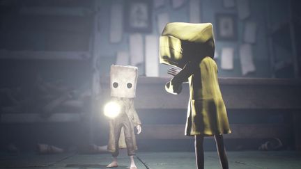 Une scène du jeu Little Nightmares 2, avec les deux héros.&nbsp; (Bandai Namco)