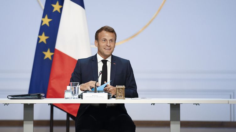 Crise Du Coronavirus Emmanuel Macron Ne Veut Pas Renoncer Entierement A La Reforme Des Retraites