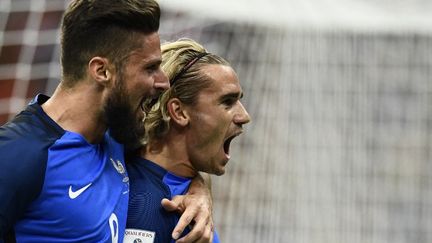 Olivier Giroud et Antoine Griezmann (France) (CHRISTOPHE SIMON / AFP)