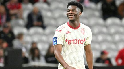 Le milieu monégasque, Aurélien Tchouameni,&nbsp;a inscrit&nbsp;un joli doublé contre Lille, vendredi 6 mai, à l'occasion de la 36e journée de Ligue 1. (DENIS CHARLET / AFP)