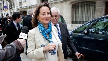 S&eacute;gol&egrave;ne Royal se rend &agrave; une r&eacute;union organis&eacute;e au QG de campagne de Fran&ccedil;ois Hollande, le 9 mai 2012&nbsp;&agrave; Paris. (JB LE QUERE / MAXPPP)