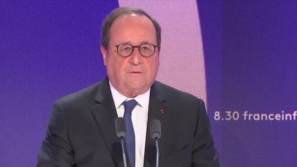 François Hollande, ancien président de la République, était l'invité du "8h30 franceinfo", mercredi 18 décembre 2024. (FRANCEINFO / RADIO FRANCE)