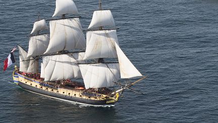 L'Hermione en route vers l'Amérique
 (MCS1C MICHAEL SANDBERG / US NAVY / AFP)