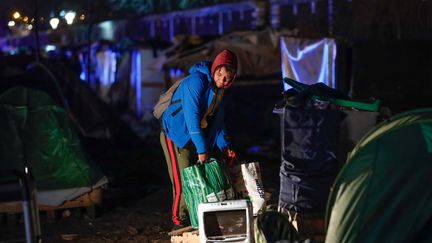 Evacuation d'un campement près de la porte d'Aubervilliers à Paris, le 28 janvier 2020 (REUTERS - GONZALO FUENTES / X02443)