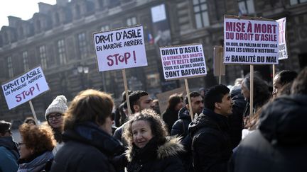 Asile politique : le travail des enquêteurs de l'Ofpra