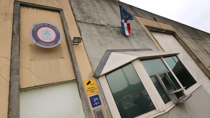 L'entrée de la prison de&nbsp;Montmedy (Meuse). (FRANCOIS NASCIMBENI / AFP)