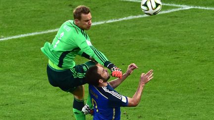 Sortie spectaculaire de Neuer sur Higuain