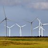 Des éoliennes tournent à Bouin (Vendée), le 13 août 2018. (PHILIPPE ROY / AFP)