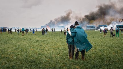 Des affrontements entre forces de l'ordre et manifestants ont eu lieu autour du projet de méga-bassine de Sainte-Soline, dans les Deux-Sèvres, lors de la manifestation du 25 mars 2023. (PAULINE PAUGET / HANS LUCAS)