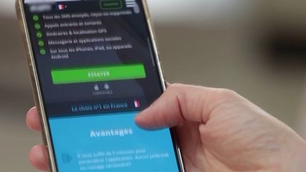 Violences conjugales : le fléau un logiciel espion dans les téléphones portables