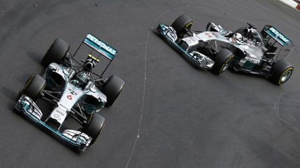 Lewis Hamilton et Nico Rosberg aux portes du sprint final. (HOCH ZWEI / HOCH ZWEI)