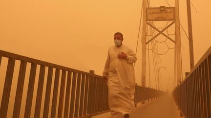 Irak : des tempêtes de sable à répétition fragilisent le pays, fortement touché par la désertification (FRANCE 2)