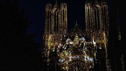 La cathédrale de Reims habillée par Regalia (Mairie de Reims)