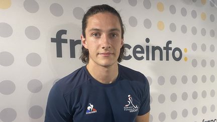 franceinfo junior. Les enfants à la découverte du hockey sur gazon