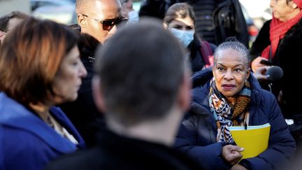 Christiane Taubira lors d'un déplacement de campagne à Montreuil (Seine-Saint-Denis) le 9 février 2022 (THOMAS COEX / AFP)