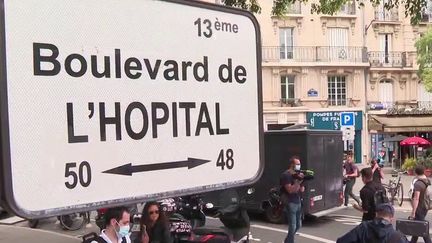 Hôpital : les internes en médecine manifestent et partagent leur détresse (France 2)