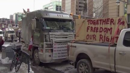 Canada : les routiers mobilisés contre les restrictions sanitaires