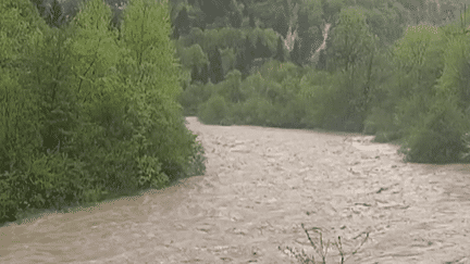 Quatre départements en alerte inondations