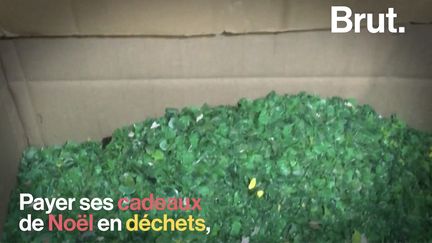 Payer ses cadeaux de Noël avec des déchets plastique, c'est ce que propose l'atelier Sauvage à Marseille. Son fondateur Emmanuel explique comment ça marche.