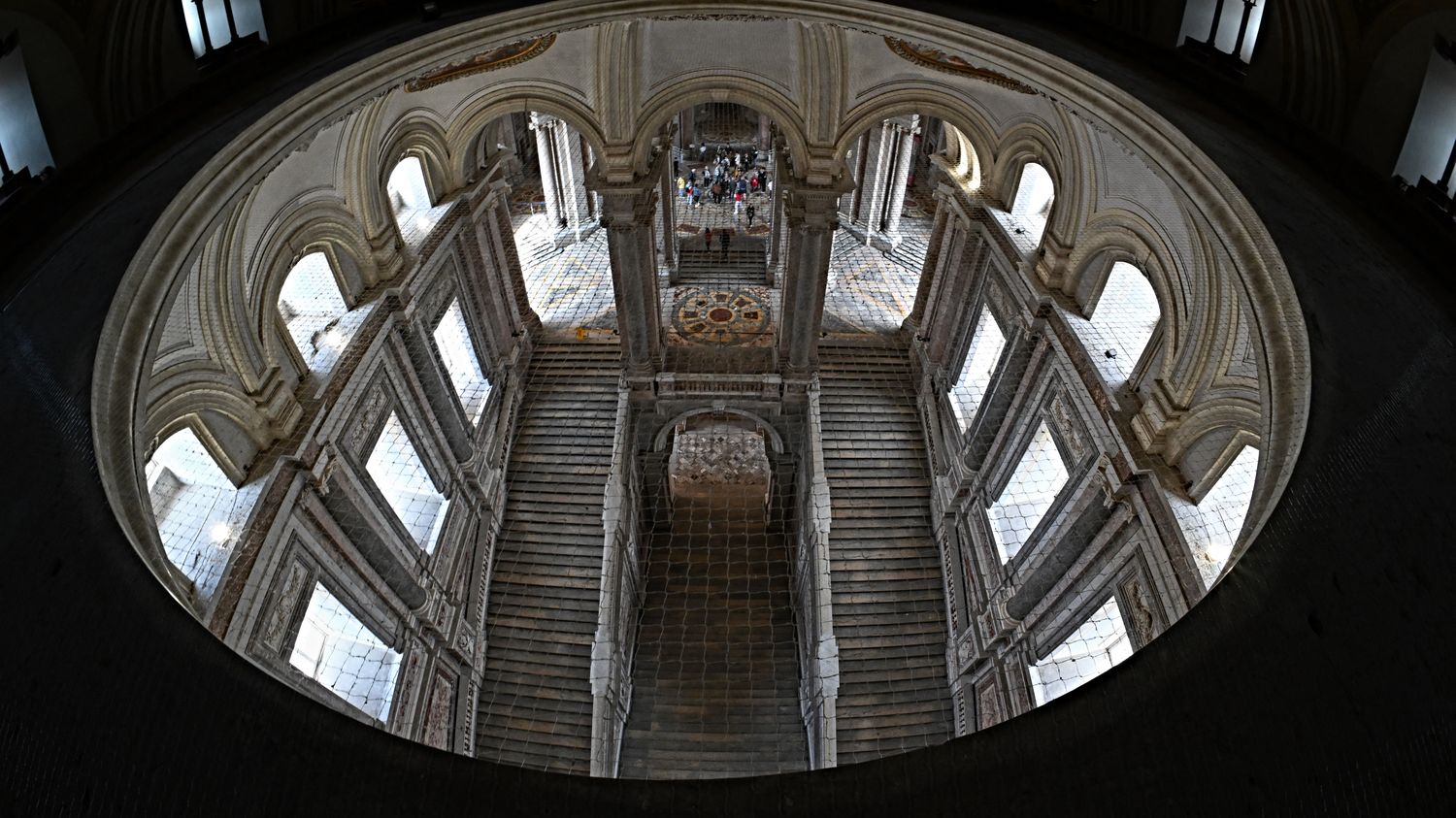 La reggia di Caserta, la “Versailles italiana”, è in fase di ristrutturazione con l’aiuto europeo.