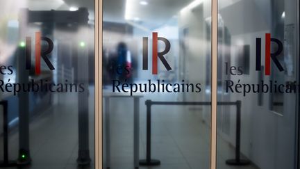 L'entrée du siège du parti Les Républicains, rue de Vaugirard, à Paris. (MAXPPP)