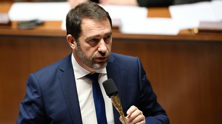 Christophe Castaner, secrétaire d'Etat des relations au Parlement, à l'Assemblée nationale, le 12 décembre 2017. (LIONEL BONAVENTURE / AFP)