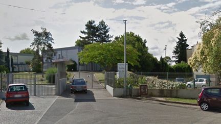 Le collège Paul Dangla d'Agen (Lot-et-Garonne), où une enseignante aurait été blessée par un élève jeudi 9 mars 2017. (GOOGLE STREET VIEW)