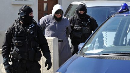 &nbsp; (Mohammed Achamlane, leader du groupuscule Forsane Alizza, a été arrêté par le GIPN le 30 mars 2012 © MAXPPP)