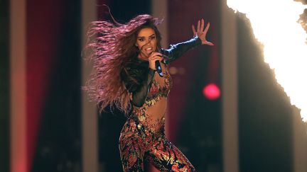 Eleni Foureira, candidate pour Chypre à l'Eurovision, sur scène à Lisbonne pendant les demi-finales (8 mai 2018)
 (Pedro Fiuza / NurPhoto / AFP)