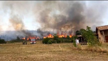 Le feu a pris samedi 1er août en début de matinée à&nbsp;Saint-Marcel-Lès-Annonay (Ardèche). (ETIENNE GENTIL / MAXPPP)