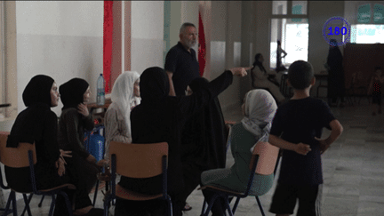 Liban : Les écoles transformées en refuges face aux frappes israéliennes (Franceinfo)