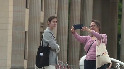 Covid-19 : le pass sanitaire européen va faciliter les départs en vacances