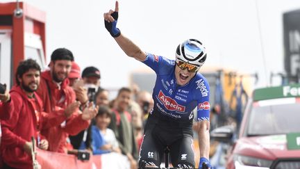 Jay Vine (Alpecin-Deceuninck) lors de la 8e étape de la Vuelta, le 27 août 2022. (ANDER GILLENEA / AFP)