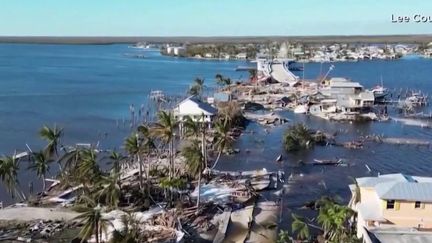 Ouragan Ian : des paysages dévastés en Floride, la tempête poursuit sa route