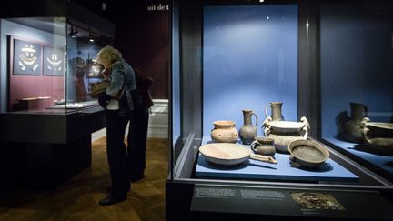 Pièces présentées en 2014 au musée Allard Pierson d'Amsterdam durant l'exposition "La Crimée : Or et secrets de la mer Noire", bloquées par la suite aux Pays-Bas dans un long imbroglio juridique et diplomatique, Amsterdam, 21 août 2014 (BART MAAT / MAXPPP)