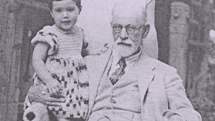 Eva et Sigmund Freud
 (France 3 Culturebox capture d&#039;écran)