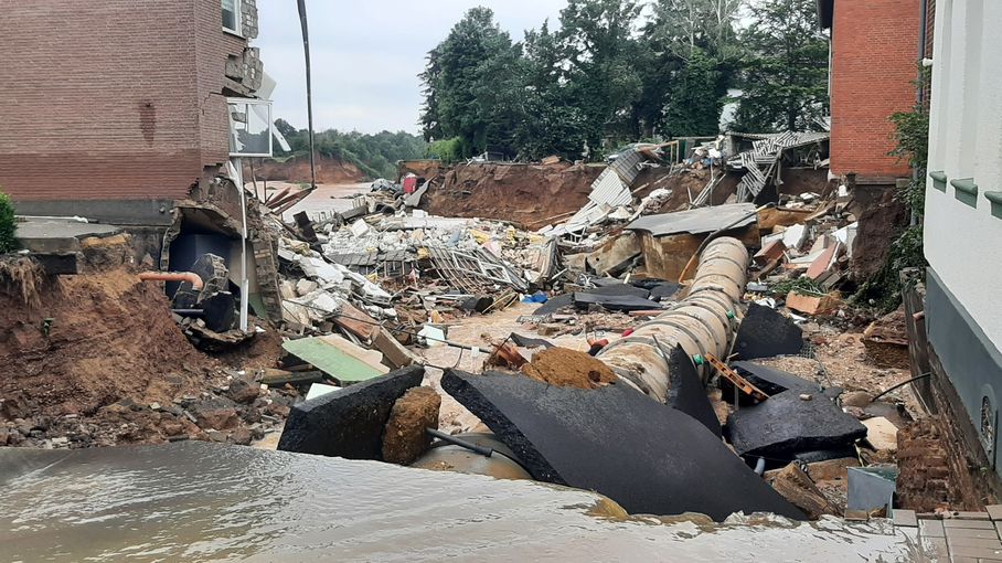 Inondations en Allemagne : "la route s'est transformée en ...