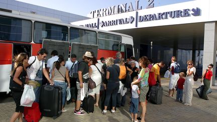 &nbsp; (L'aéroport de Charm el-Cheikh le 24 juillet 2005 ©maxPPP)