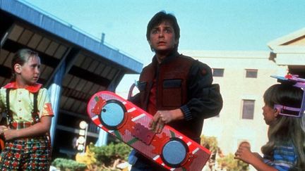 Marty McFly (jou&eacute; par Michael J. Fox) dans le deuxi&egrave;me opus de la saga&nbsp;"Retour vers le futur", sorti en salles en 1989.&nbsp; (UNIVERSAL PICTURES)