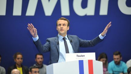 Emmanuel Macron lors d'un meeting du mouvement En Marche ! à Toulon (Var), le 18 février 2017. (GILLES BADER / CITIZENSIDE / AFP)