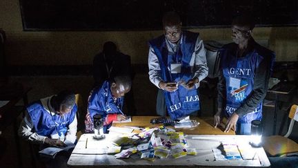 Dépouillement à Lubumbashi (sud de la RDC), le 30 décembre 2018. (Caroline Thirion / AFP)