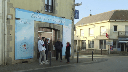 Flambée des prix de l'énergie : de nombreuses boulangeries menacées de fermeture (FRANCE 3)