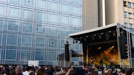 Le groupe algérien Cheikh Sidi Bémol&nbsp;à l'Institut du monde arabe, à Paris, le 21 juin 2022. (JEREMIE LAURENT-KAYSEN)