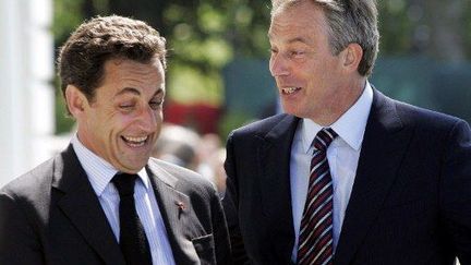 Nicolas Sarkozy et Tony Blair au sommet G8 in Heiligendamm, (7 juin 2007) (CHRISTOPHE ENA / AP POOL / AFP)