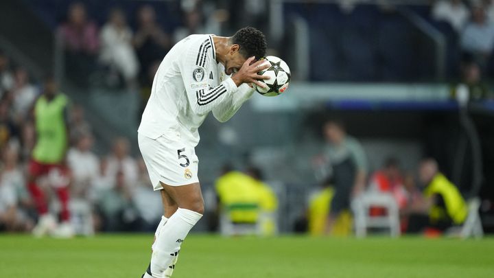 Jude Bellingham, le milieu international anglais du Real Madrid, lors du match de Ligue des champions face à Stuttgart, le 17 septembre 2024. (JOSE BRETON / AFP)