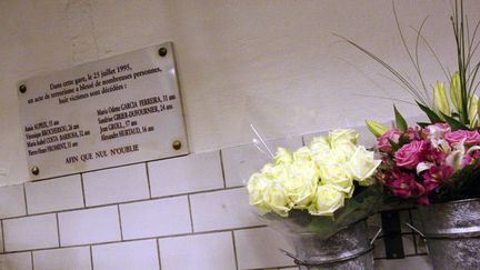 &nbsp; (Le 25 juillet 1995 à 17h, une bombe explose dans un train de la ligne du RER B aux abords du quai Saint-Michel. L'attentat revendiqué par le Groupe islamique armé a coûté la vie à 8 personnes et fait plus de 150 blessés.  © MaxPPP)