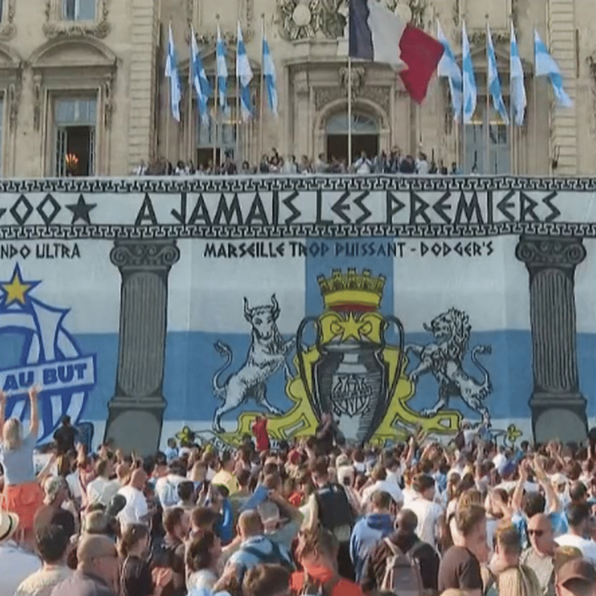 30 ans de la victoire de l'OM : découvrez le maillot anniversaire par  Eurosport - Eurosport