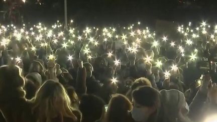 Royaume-Uni : le rassemblement en hommage à Sarah Everard réprimé par la police